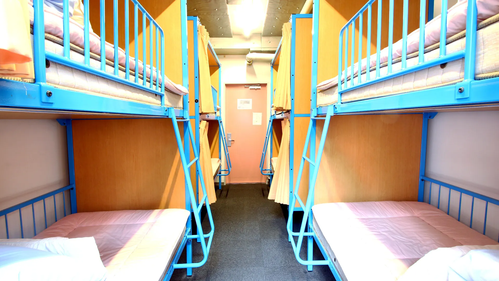 Sakura Hostel Asakusa Tokio Japonia